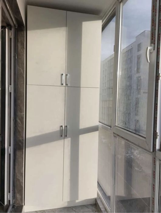 Кухни шкафы гардеробы тумбы прихожие