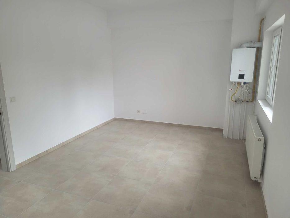 Inchiriez spatiu comercial