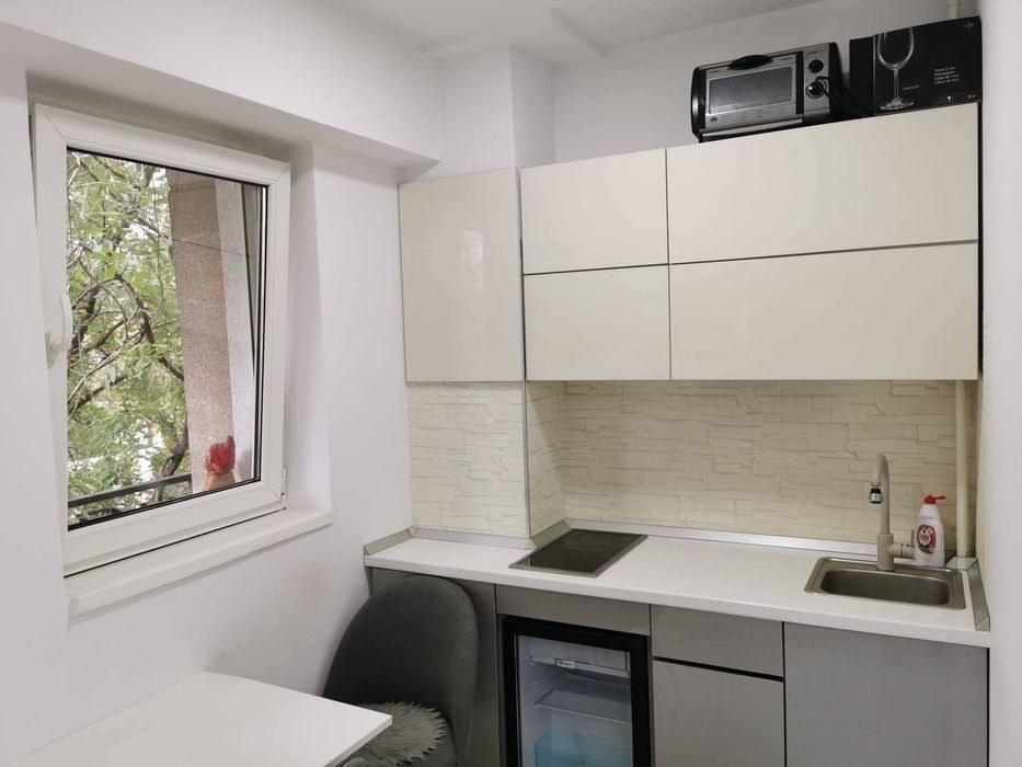 Proprietar închiriez garsoniera in Panduri