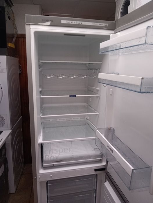 Иноксов комбиниран хладилник с фризер Сименс Siemens А++ 2год.Гаранция
