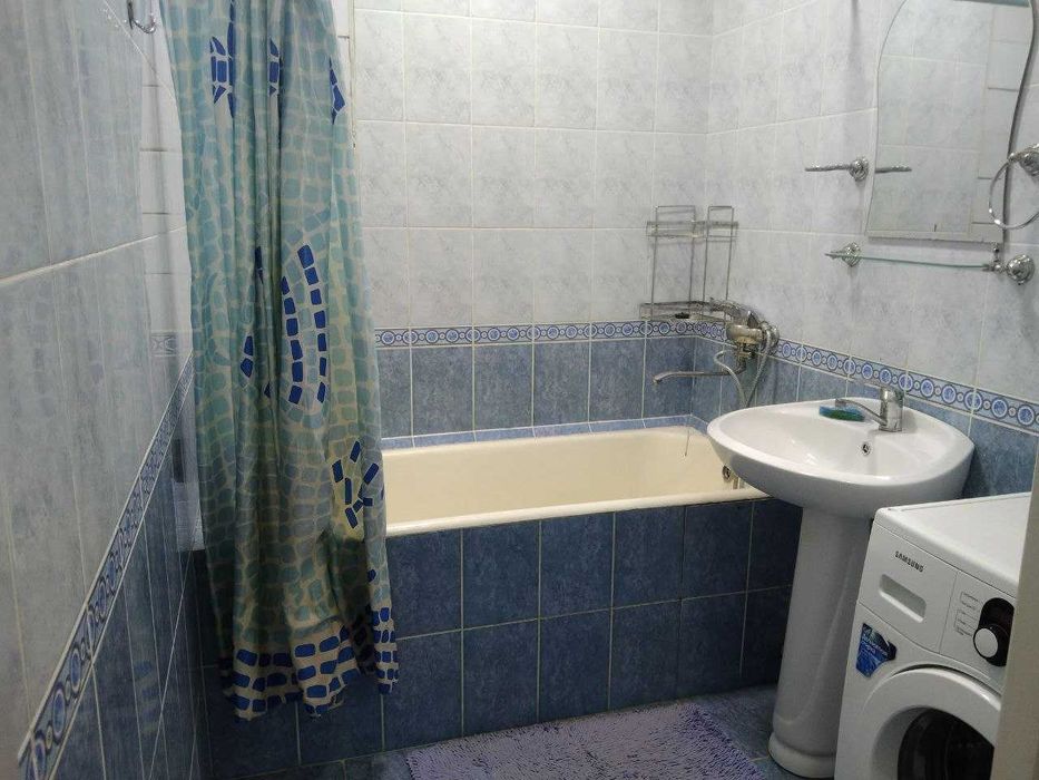 Sergeli TURON METRO bekatida 3 xonali uy ijaraga beriladi. (3/2/9)