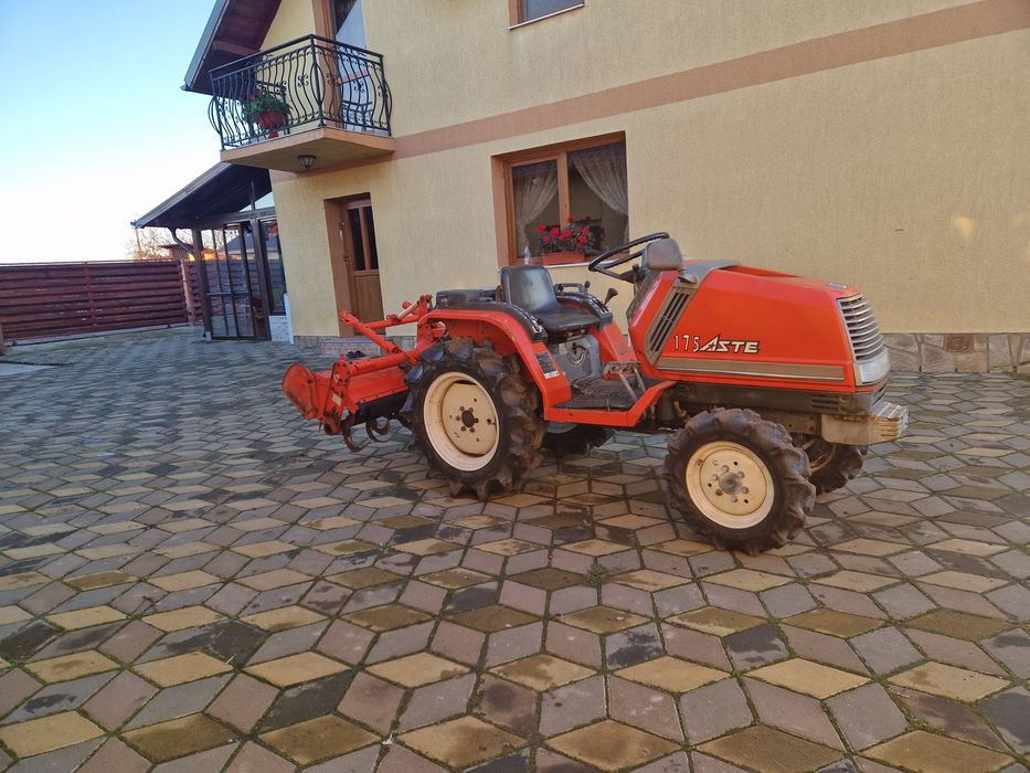 Tractor Kubota Aste