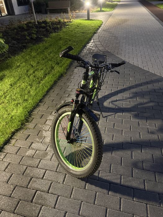 Велосипед BONVI, почти новый, 2 амортизатора, широкие шины