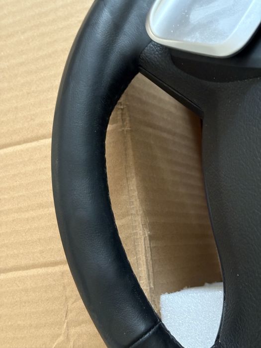 Руль BMW F10 срочно