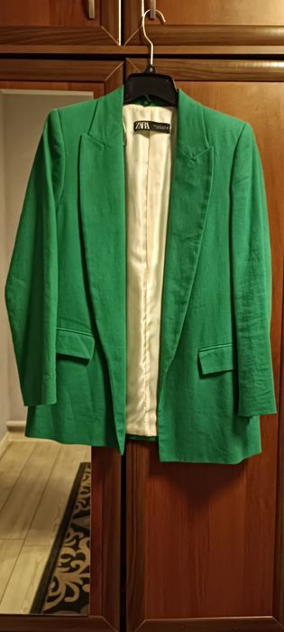 Женский костьюм ZARA