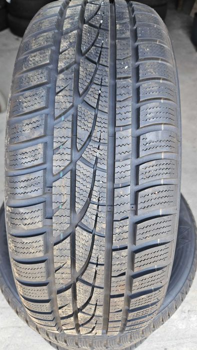 4x Anvelope iarna Hankook Winter i*cept Evo AO | 205/60 R16 92H | profile ~ 2x5 2x7 mm | DOT: 2225