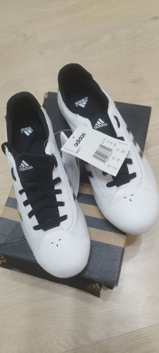 Маратонки Adidas
