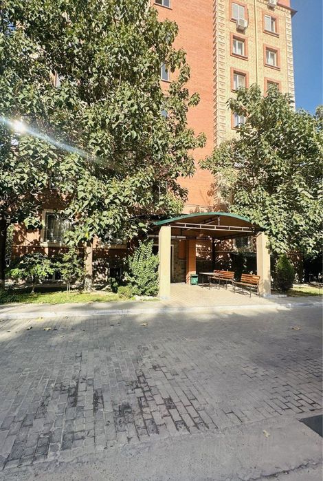 Квартира продается 2/8/8 Габус на Глинке