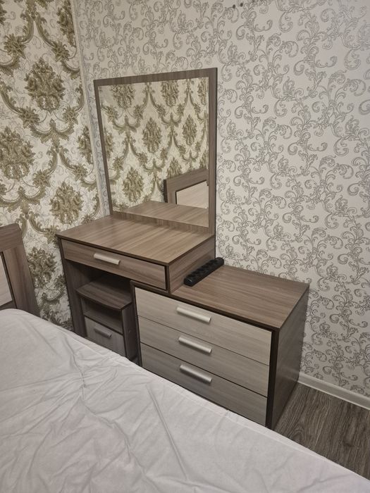 Двухспальная кровать