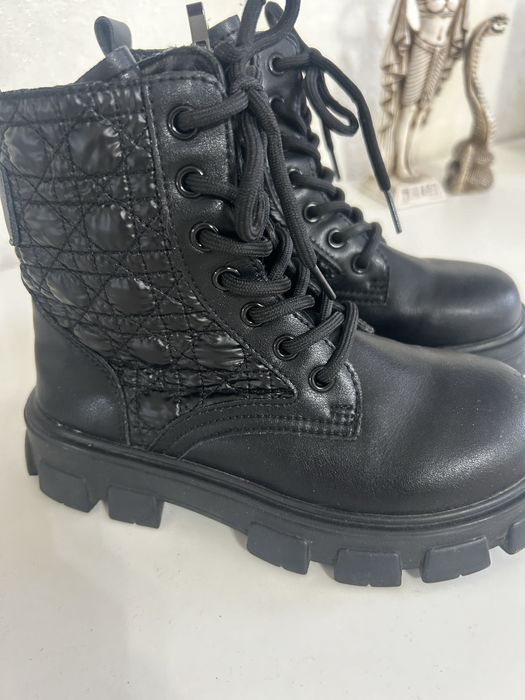 Детская качественная обувь.