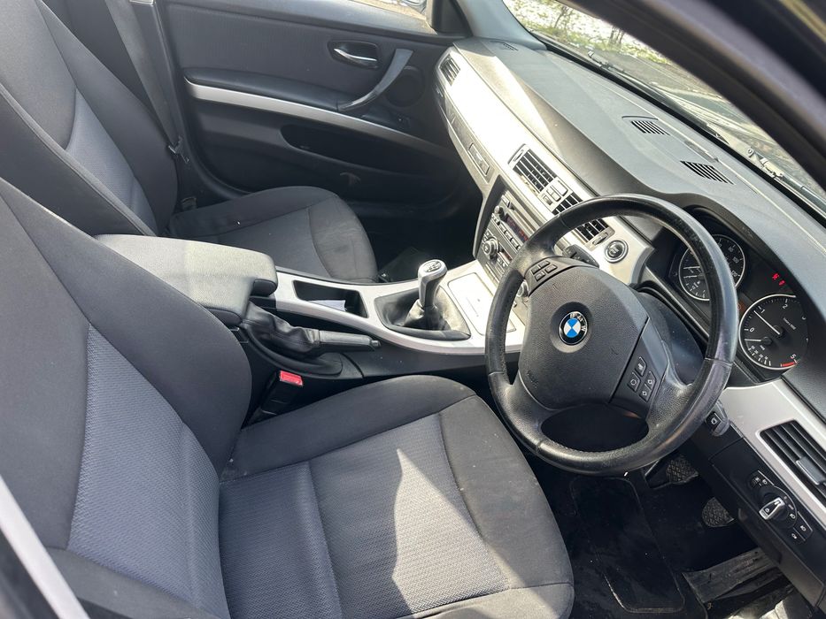 Bmw FL 320d 184cp Eficient Dynamics Euro5 stare perfectă volan dreapta