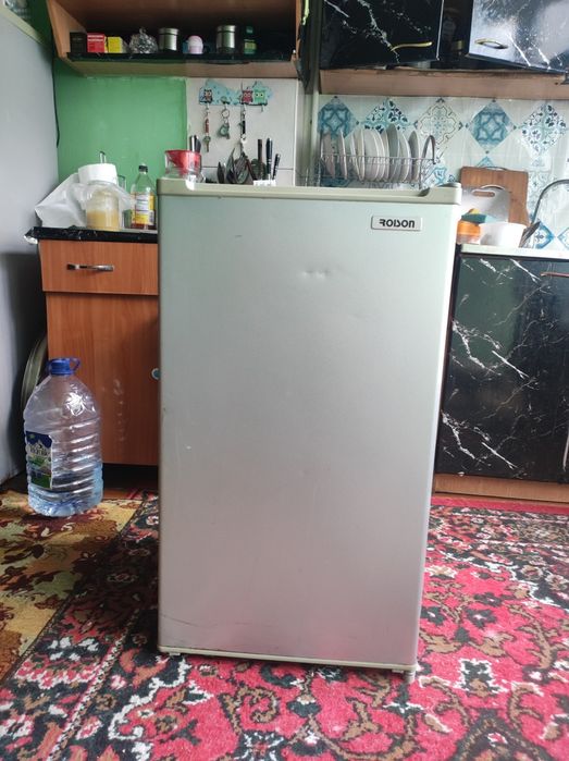 Mini xolodilnik,ROYSON...IDEAL