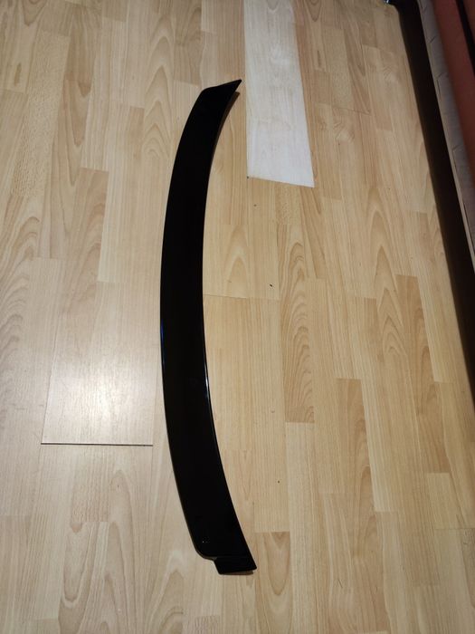 Eleron lip codita luneta BMW Seria 3 E92 model ACS negru lucios