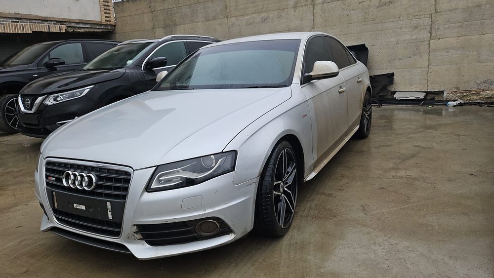 Portieră. Audi A4 b8  stânga dreapta fata spate