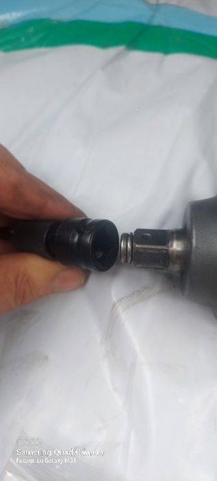 Adaptoar  vârf impact 1/2 la hexagon pentru biți