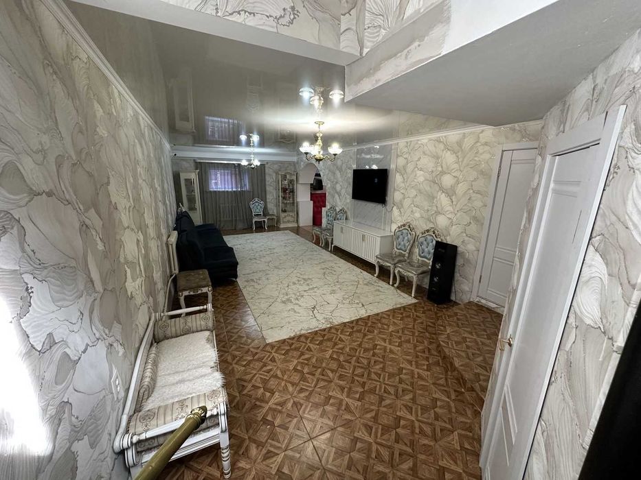 Продам дом район ДЭУ