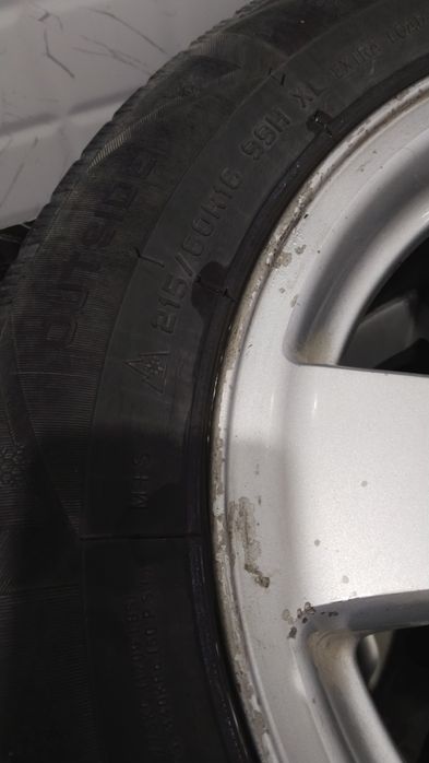 Продам зимные шины с диском