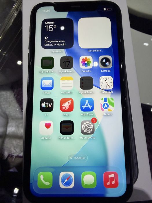 Продавам Iphone 11