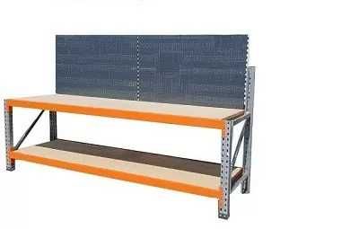 Bancuri si mese de lucru