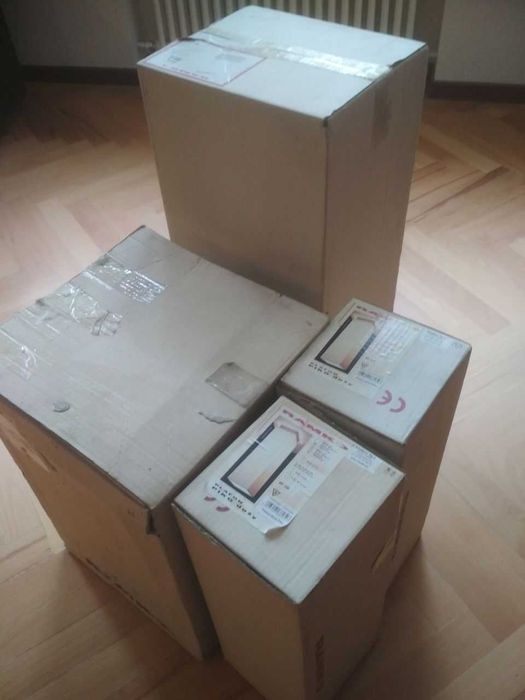 Продам польские потолочные светильники