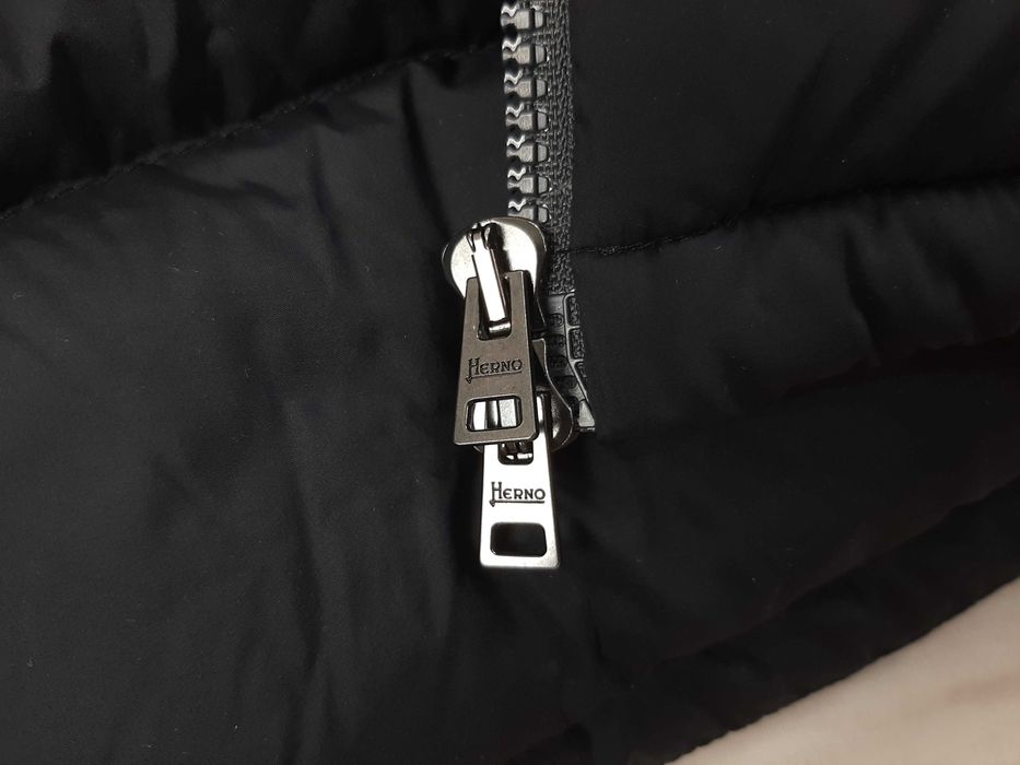 Herno Super Matt Bomber Jacket - Оригинално мъжко зимно яке