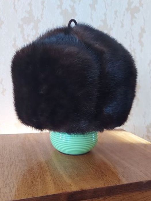 Продам шапку норковую