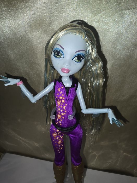 Продаётся кукла Monster High
