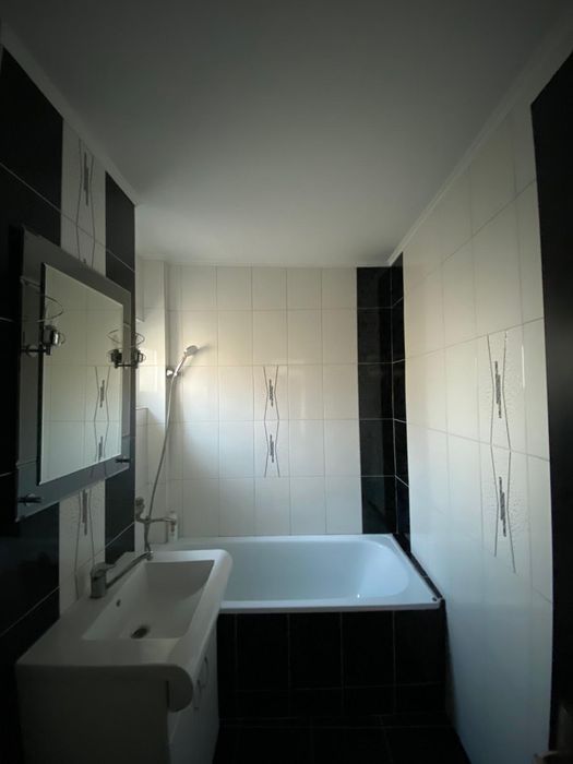 Ap 3 camere CENTRU - vis a vis de Carrefour