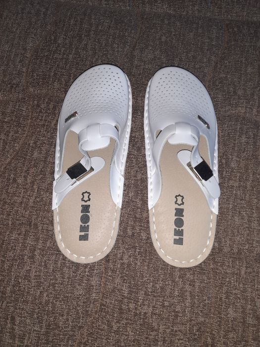 Pantofi pentru personal medical // Slapi// Saboti//