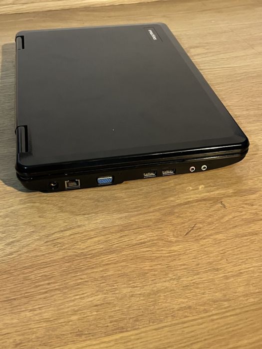 Laptop Emachines e525