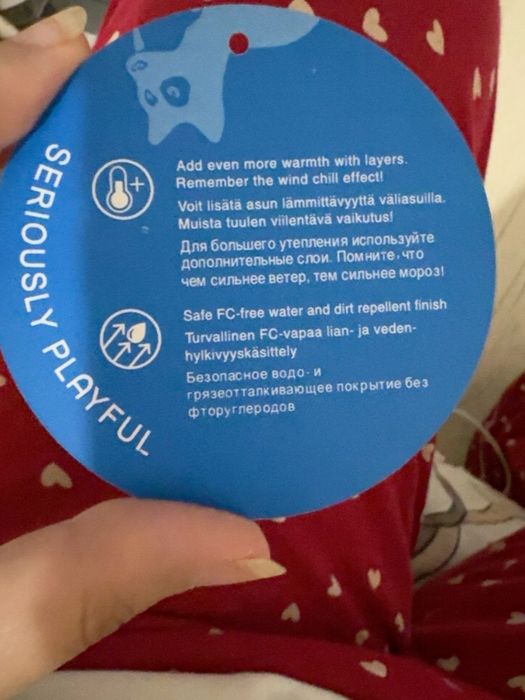Продам детский зимний комплект LASSYE
