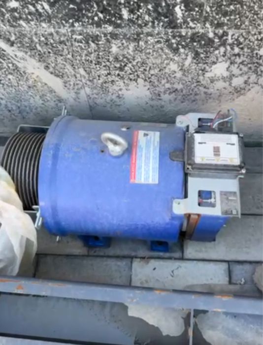 Мотор для лифта