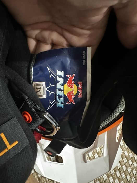 Мотошлем KTM Red Bull KINI эндуро