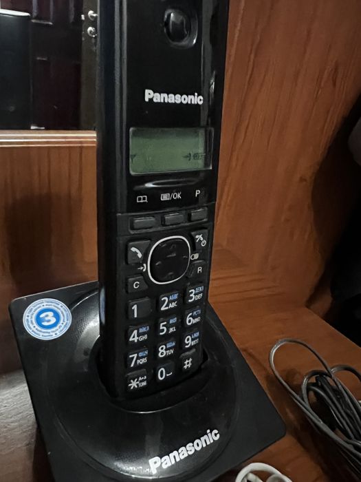 Продам стационарный телефон Panasonic