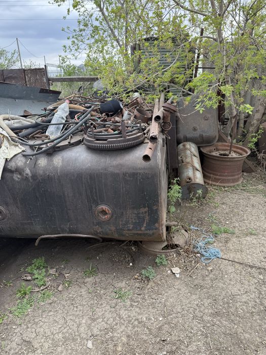Продам бочку  тепловозный бак
