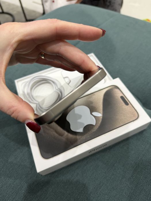 Iphone 15 pro max 256gb батерия 89%