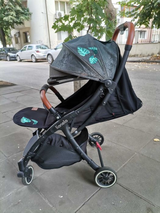 Детска количка Lionelo-julie компактна до 25 кг.