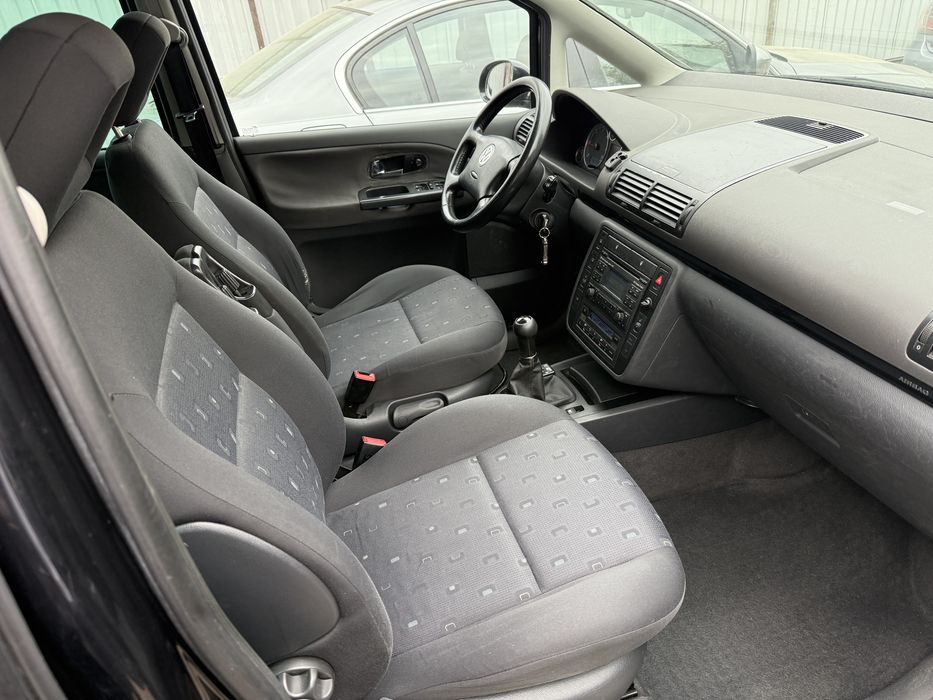 VW Sharan 2.0TDI fab.2008 * EURO 4 * 7 LOCURI *ADUS AZI * IMPECABIL
