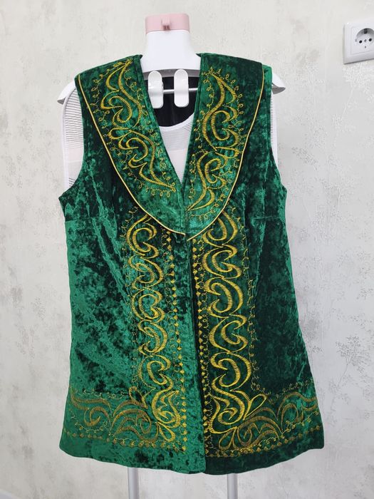 Кажекей размер 46-50 и ткани