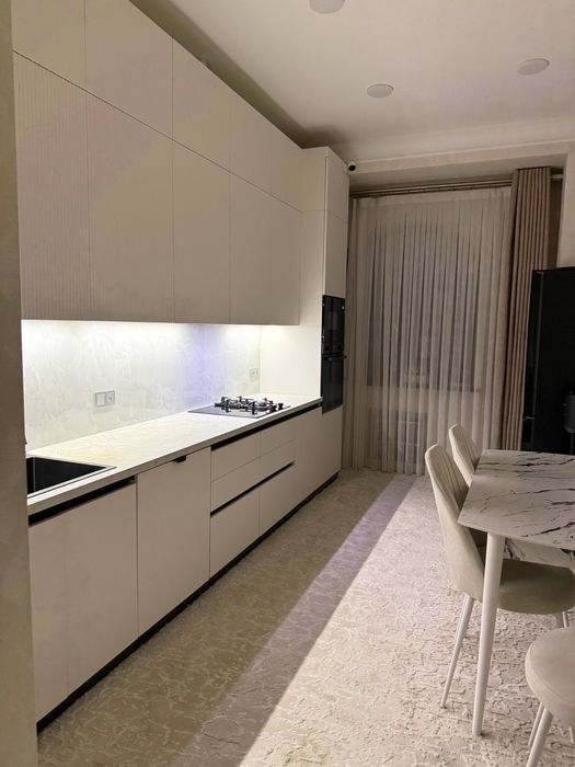 Новостройка Юнусабад 18 , 2/10/10, 71м2 мебель, техника, кадастр есть