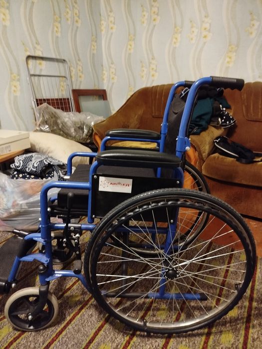 Коляска инвалидная