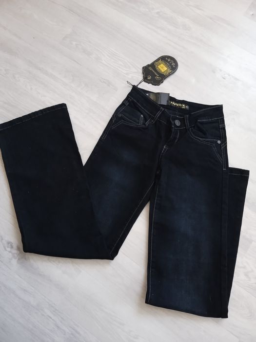 Продам джинсы женские !