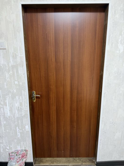 Входный двери для дома/бани.