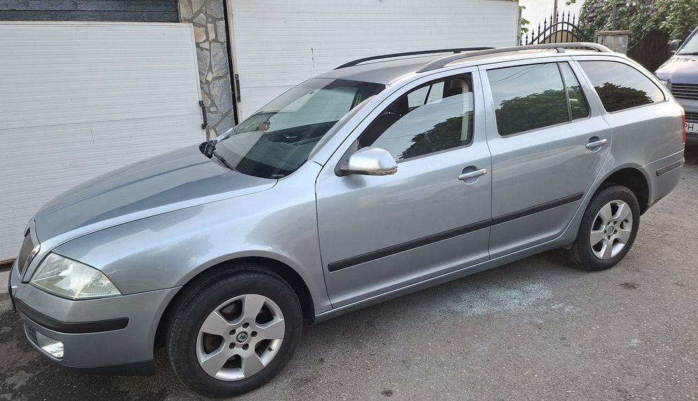 Skoda Octavia 2.0 diesel, 140CP, 6 trepte, înmatriculată, acte valabile