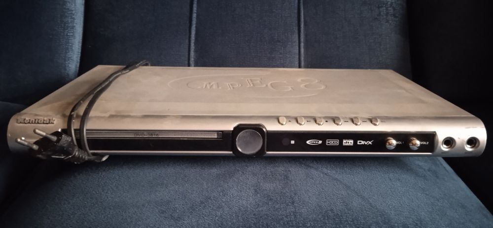 Продам DVD плееры