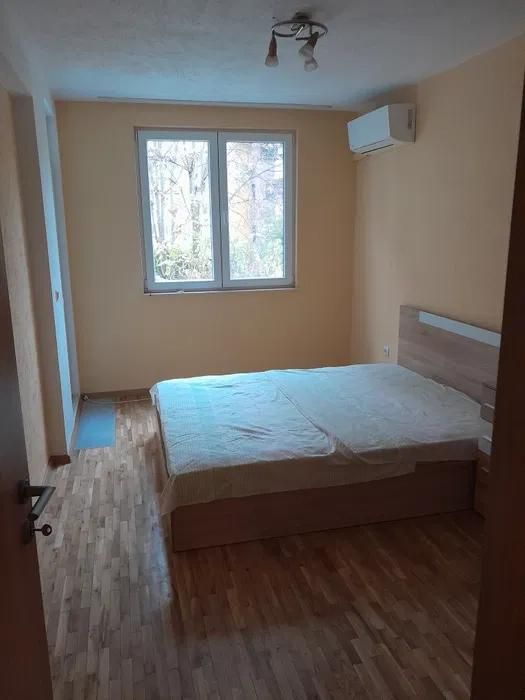 Дава се под наем Тристаен апартамент в Пловдив, Кършияка - 100 кв.м за 600 € - Снимка #2