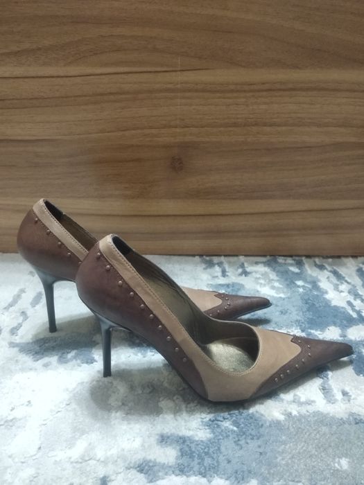 Baland poshnali tufli