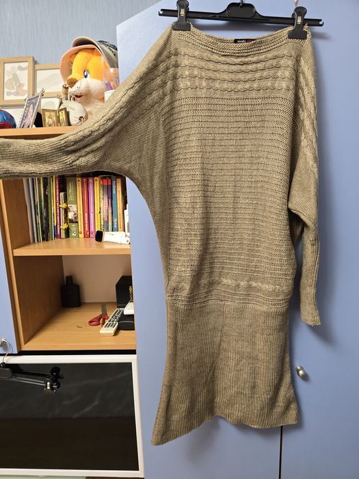 Сукмани и рокли по 20лв.