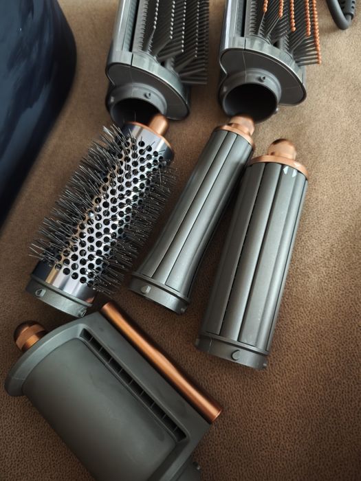 Dyson Airwrap HS05