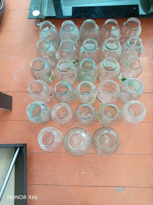 Банки разные 120,100,80 тг